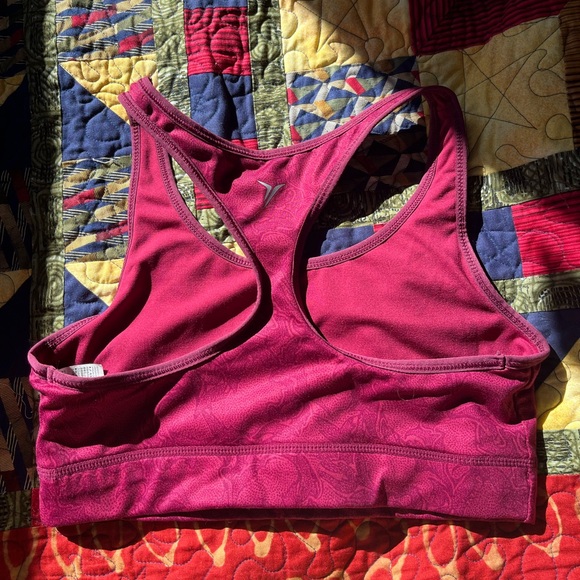 Women’s Sports Bra - Medium - Picture 2 of 3